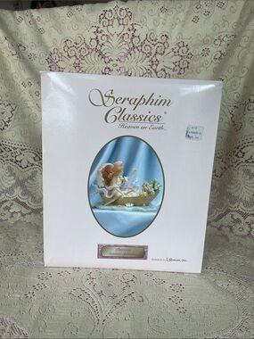 Seraphim Classics Heaven on Earth “Patricia” Summer Splendor figurine